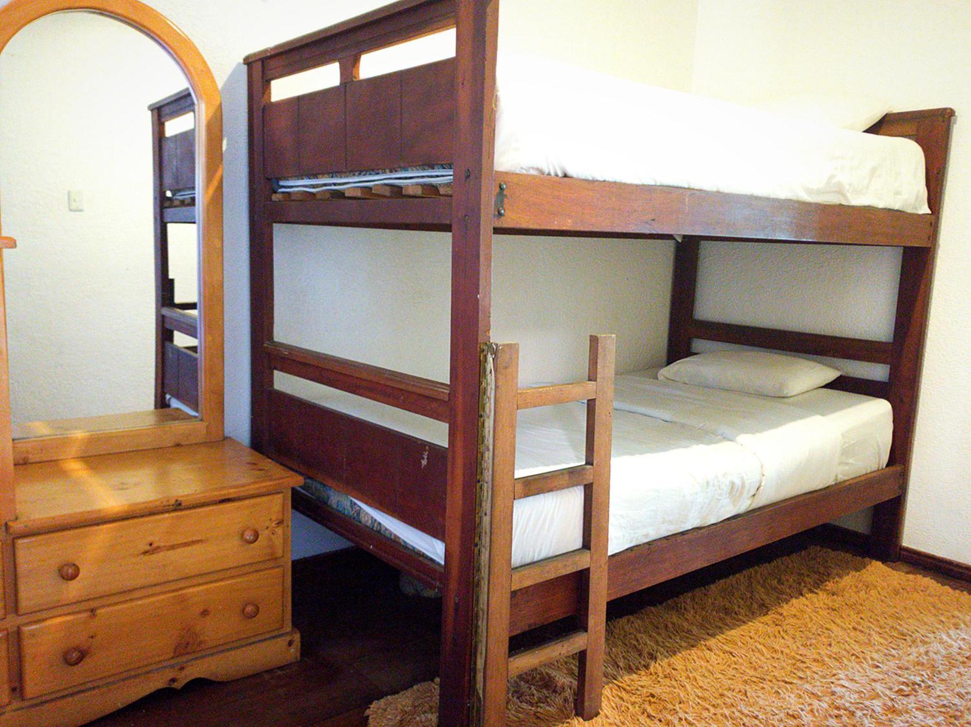 Hostal Inti Raymi Backpackers 바뇨스 외부 사진